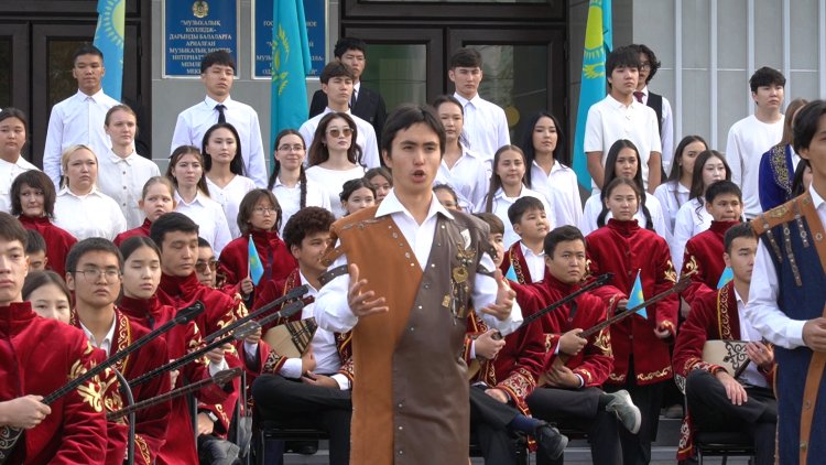 Павлодарлық жас өнерпаздар Сұлтанмахмұттың «Алаш ұраны» өлеңін жаңғыртты