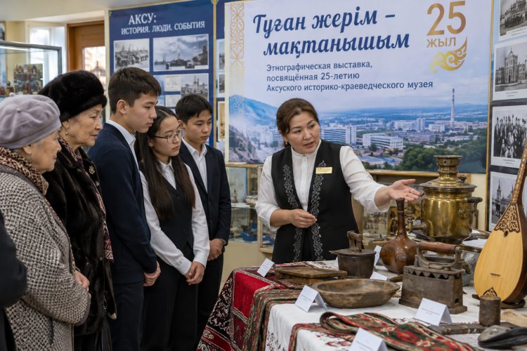 Историю Аксу представили на этнографической выставке в Щербактинском районе